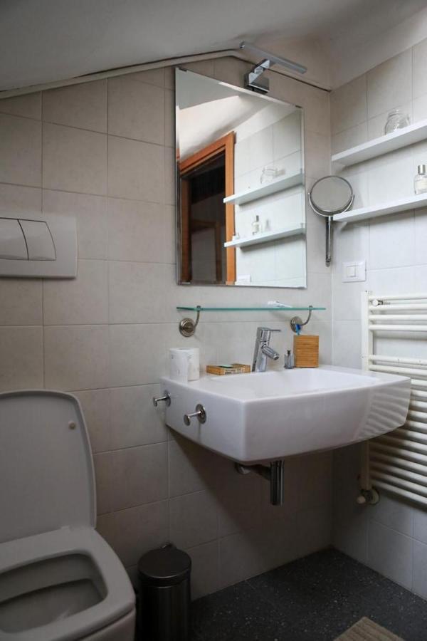 L'Arche Comfort&Relax - Yellow House Di Viale Certosa Milan Exterior photo